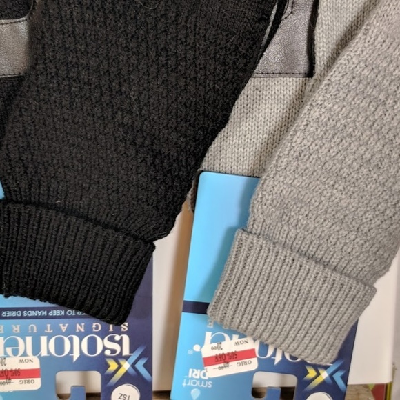 Isotoner Signature Women’s Cable-Knit Gloves - Picture 3 of 5